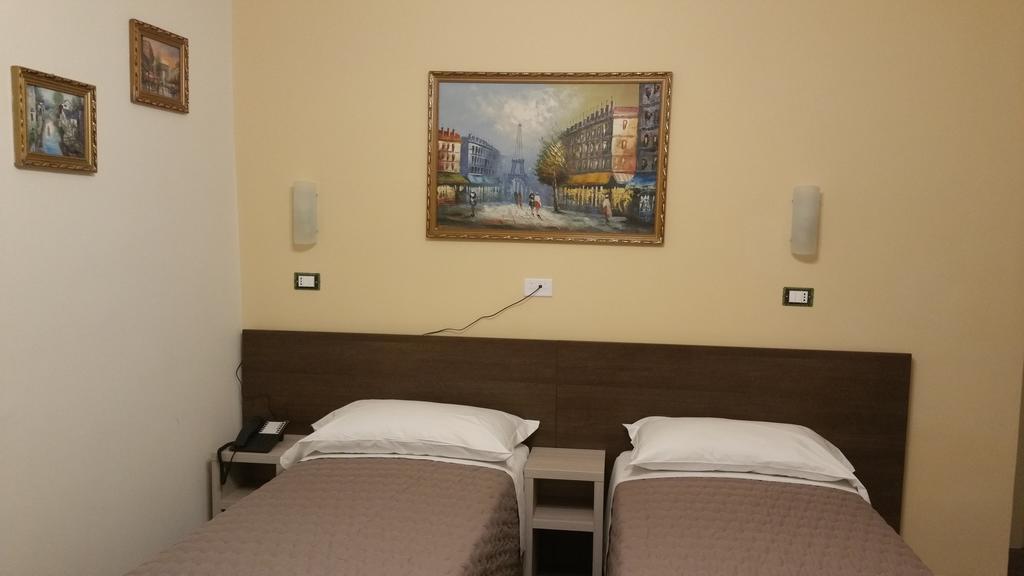 Hotel Tommaseo Genova Rom bilde